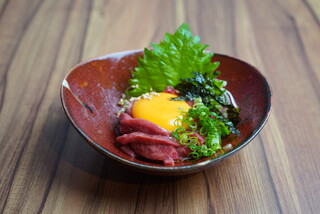 和牛焼肉食べ放題 ヤキニクギャング - 【生もん】生タンユッケ