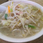 中国屋台十八番 - タンメン 680円 麺硬