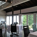 ランソレイエ - ダイニング内観