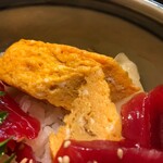 豊鮨 - 豊鮨　大葉の下に美味しい玉子
