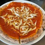 リボリータ エ サルメリア - 白エビのマリナーラ トマトソース、オレガノ、にんにく