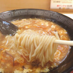 Chuuka Yokohamatei - 少し硬めの麺
                        アツアツの酸辣湯によく絡みます