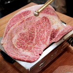 [Reservation only] Specialty! Kuroge Wagyu beef short ribs