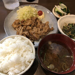 家庭料理居酒屋 よってって - ♪黒酢豚肉焼き定食 ¥500
