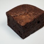チリムーロ - 定番コリアンダー・ブラウニー　450円