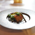 アル・ケッチァーノ - 仔牛の煮込みとシドケ