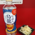 ラーメン二郎 - 驚異の待ち30分で入店