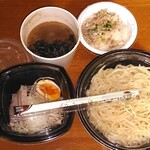 Tukemen Onnoji - 黒ごまつけ麺中盛り+ミニチャーシュー丼