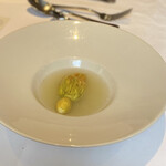 ウシマル - 魚介出汁にモッツァレラ入り花ズッキーニ、インカのめざめ