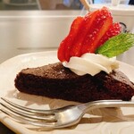 TREK CAFE - 濃厚チョコレートケーキ