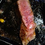 ステーキハウスB&M - ステーキの焼き加減。