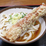 手打ちうどん 上田 - ちくわ天ぶっかけ冷（ぶっかけ冷+ちくわ天）