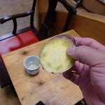 中房温泉 - 朝　新館で振る舞われる蒸かし芋