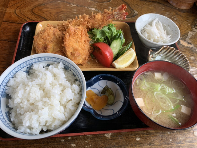 万年竹 - 羽後本荘（食堂）の写真