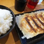 ひろき家 - 餃子定食♪