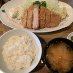 とんかつ 大倉 - 