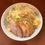 らーめん 陸 - 豚マシ、野菜マシマシ、背脂