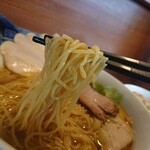 中華そば マル藤商店 - 中太ストレート麺