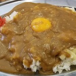 大阪マドラスカレー - マドラスカレー、チーズトツピング
うーん、小麦粉？が多いとろみのあるマイルドなカレー。
洋風でもインド風でもなく、独特なカレー。