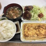 Nishina - だし巻きハンバーグ定食。