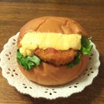 ディオ - 海老カツ＆タマゴバーガー (税抜)93円　※レンジで温めたあと (2021.05.26)