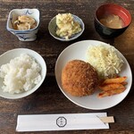 常衛門食堂 - カニクリームコロッケ定食【2021.5】