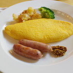 万平ホテル メインダイニングルーム - オムレツ、ソーセージ