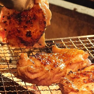 我們引以為豪的品牌當地雞肉豐富的套餐功能表是3000日元~！