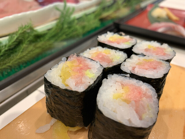 立喰い寿し すしつね 東武百貨店 池袋店 池袋 立ち食い寿司 食べログ 立喰い寿し すしつね 東武百貨店 池袋店 池袋 立ち食い寿司 食べログ