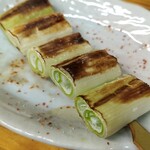 串やき かあちゃん - ガスの焼台っぽいけど、焼き加減は流石。