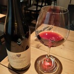 タヴェルネッタ・ダ・キタヤマ - 花のように華やかな香りで飲み心地抜群！ピエモンテ州の赤ワイン、Principiano Ferdinando