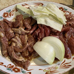 焼肉 えぐち - 右から…牛ヒレ･牛カルビ･豚サガリ♬