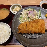 すき焼き 串カツ はるな 本町店 - 