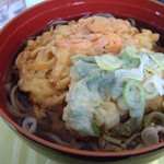 御食事処さくら - 天ぷらそば（450円）