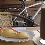 CAFE TOMARIGI - 