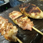 焼き鳥 備長炭と宮崎地鶏専門 TORA鶏YA - 