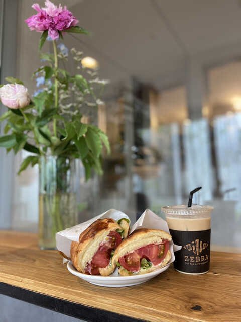 ZEBRA Coffee&Croissant 渋谷公園通り店 （ゼブラ コーヒーアンド