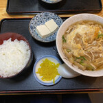 Kinugasa - うどん定食　670円