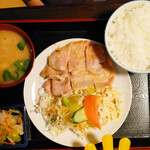 たなぽん食堂 - 鹿児島県産黒豚生姜焼定食