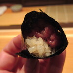 鮨 さかい - 中落ち手巻き、手渡し