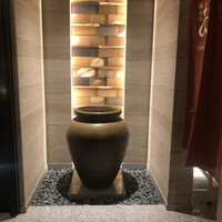 鮨 銀座 おのでら - 個室は←