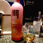 スモーレスト・バー  - アシエンダ・デ・ロブレス（レポサド）野性味のあるメスカル