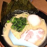 横浜家系ラーメン 中野家 - 