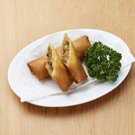 Spring rolls (2 pieces)