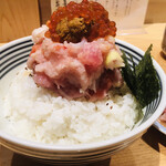 日本橋海鮮丼 つじ半 - 