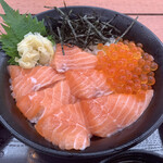 魚太郎　旨いもの屋台 - 