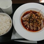 台湾屋台料理 福招門 - 台湾よだれご飯¥550-