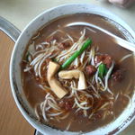 新立麺館 - 牛骨ラーメン並（上方から）