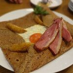 Grand Breton Cafe - 