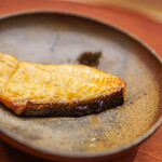 いしまる - "帝王鮏（ますのすけ）"、皮（かは）